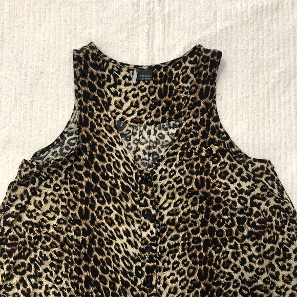 Sparkle & Fade | Leopard Print Top - Picture 2 of 5
